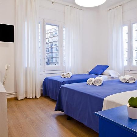 Blue Barcelona Bed & Breakfast Room photo